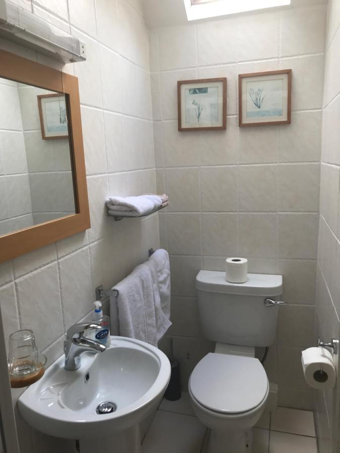 Teac Seain Bar & Bnb Anascaul Buitenkant foto