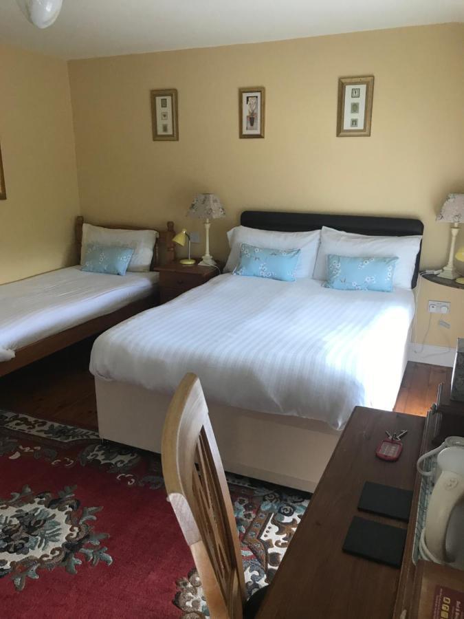 Teac Seain Bar & Bnb Anascaul Buitenkant foto