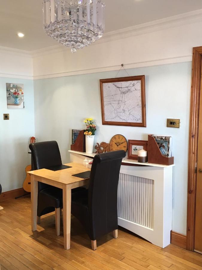 Teac Seain Bar & Bnb Anascaul Buitenkant foto