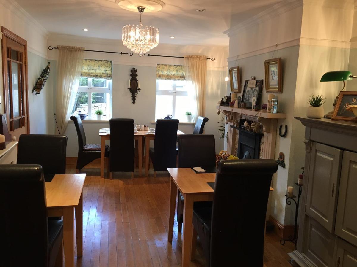 Teac Seain Bar & Bnb Anascaul Buitenkant foto