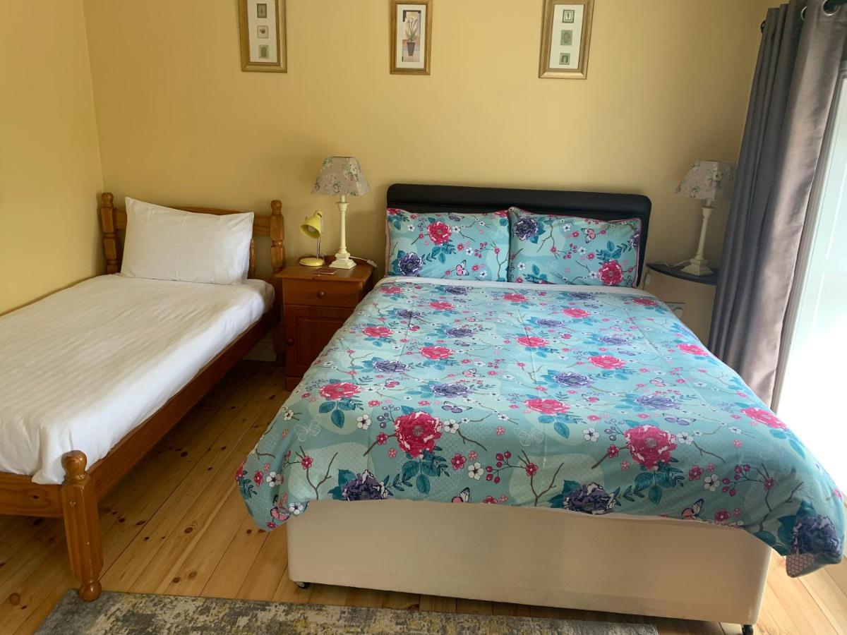 Teac Seain Bar & Bnb Anascaul Buitenkant foto